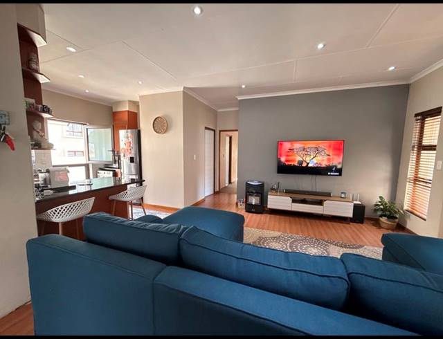 2 BEDROOM HOUSE FOR SALE IN KYALAMI